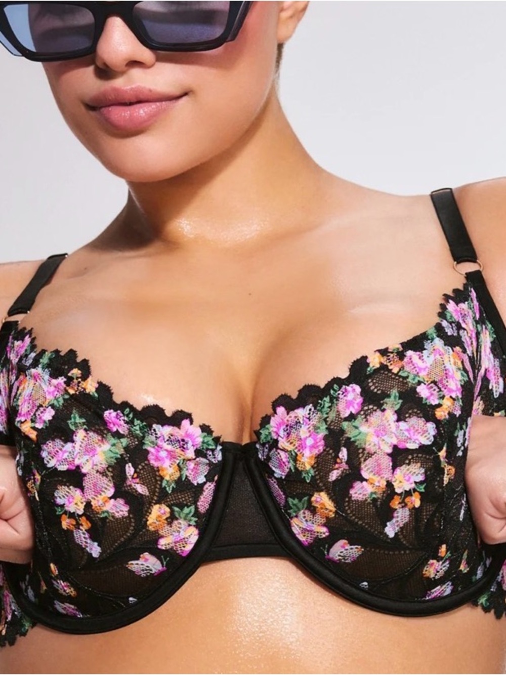 Savage X Fenty Black Underwire Bra with Multicolor Floral Embroidery